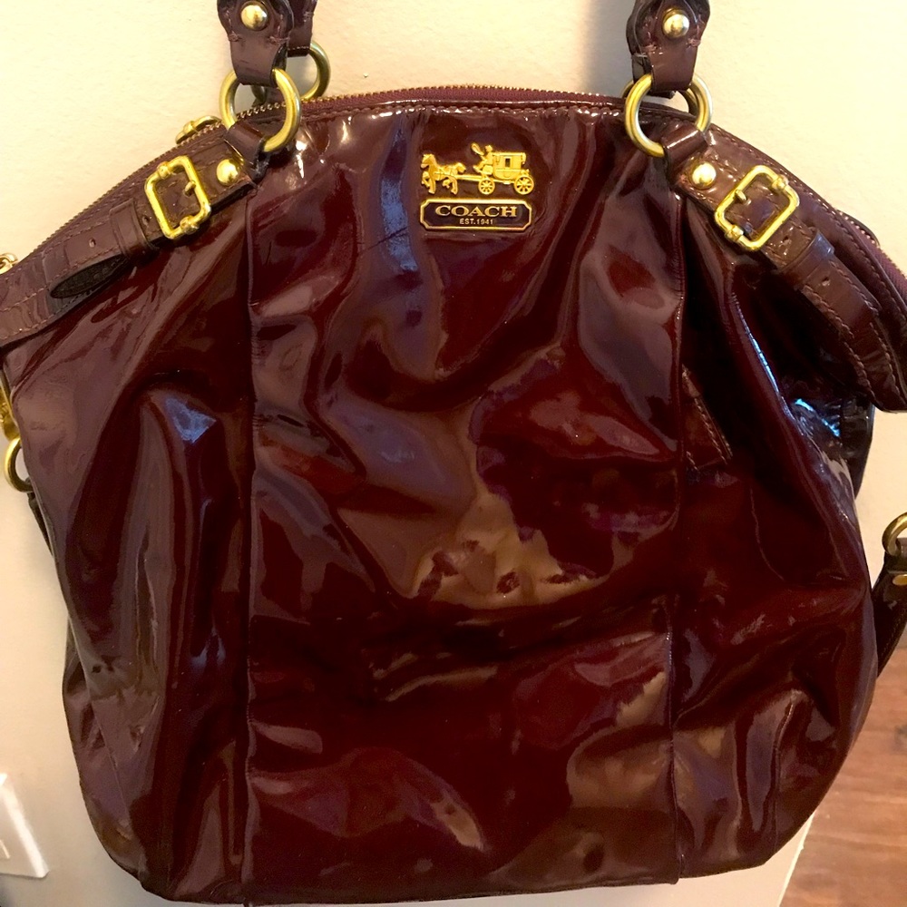 Coach Large shoulder bag Purple patented leather